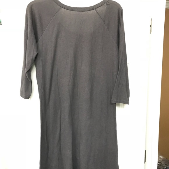 Sz M VS Nightgown - Picture 2 of 3